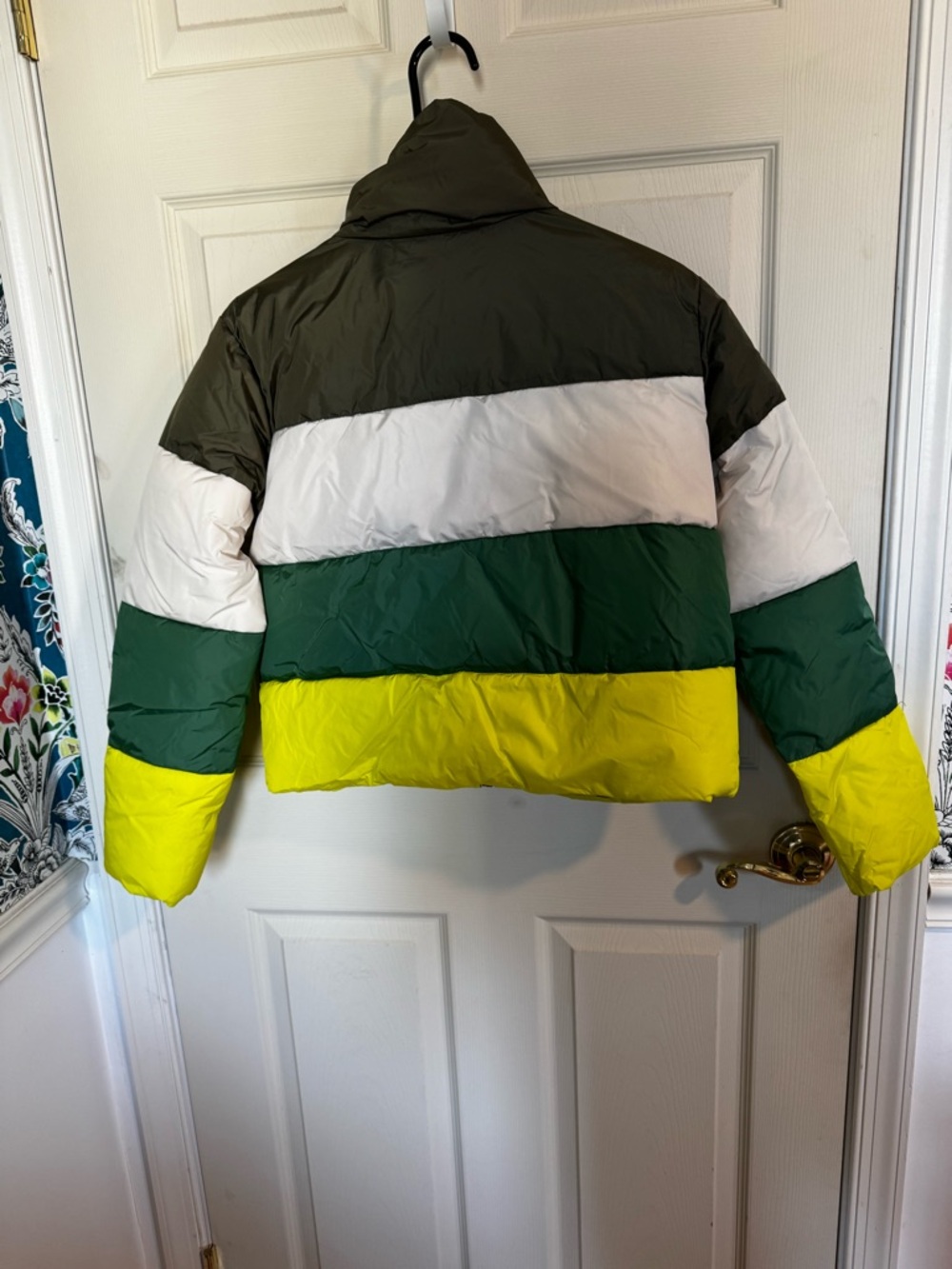Steve Madden Women's Daisy
Colorblock Puffer Zip Jacket Greens, Yellow, & White - Picture 6 of 6